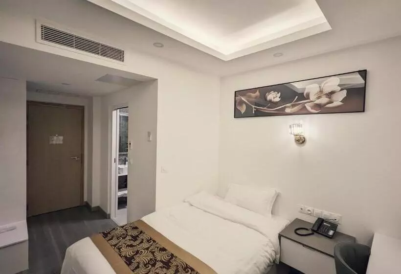 Hotelli Kyriad Rouen Sud   Sotteville Les Rouen