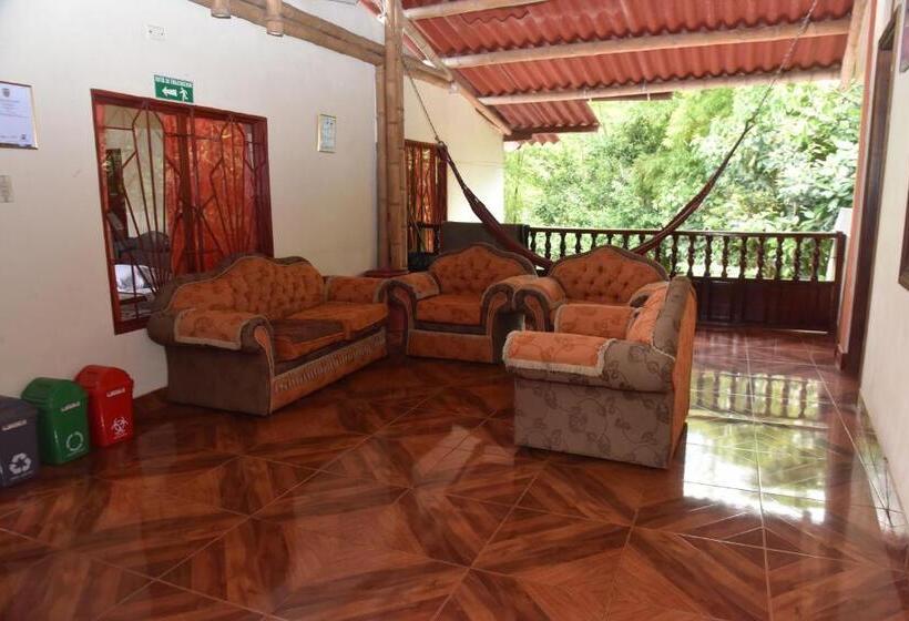 پانسیون El Retorno