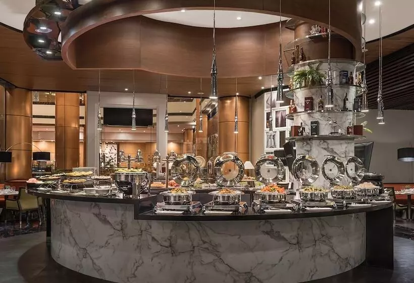 Отель Eastwood Richmonde