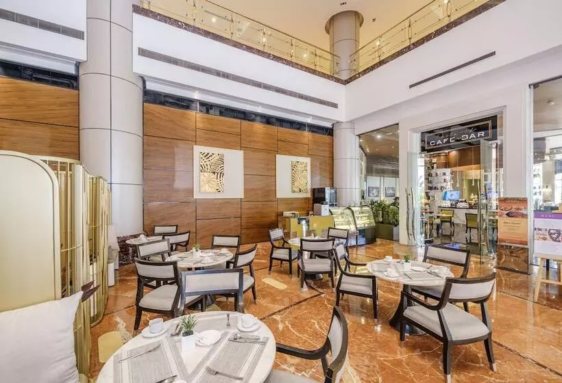 Отель Eastwood Richmonde