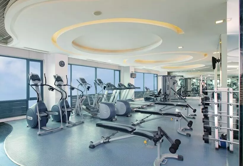 Отель Eastwood Richmonde