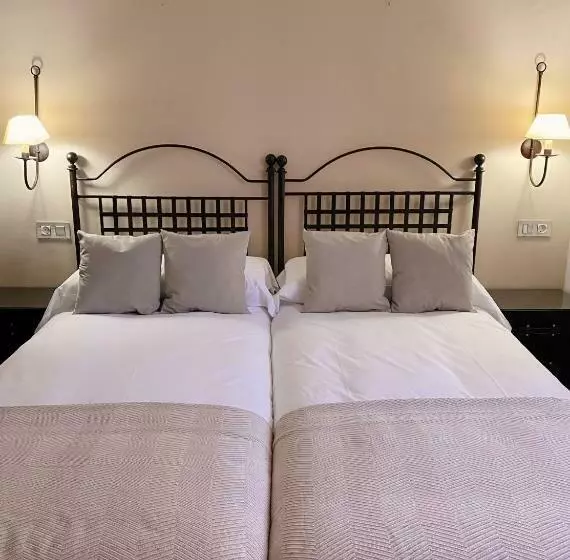 فندق ريفى Rural Candela Y Plata