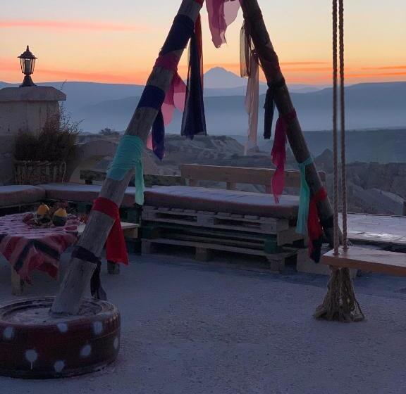 تختخواب و صبحانه Tatlı Kaya Otel