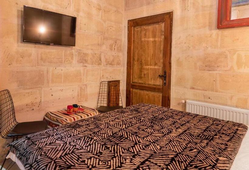 تختخواب و صبحانه Tatlı Kaya Otel