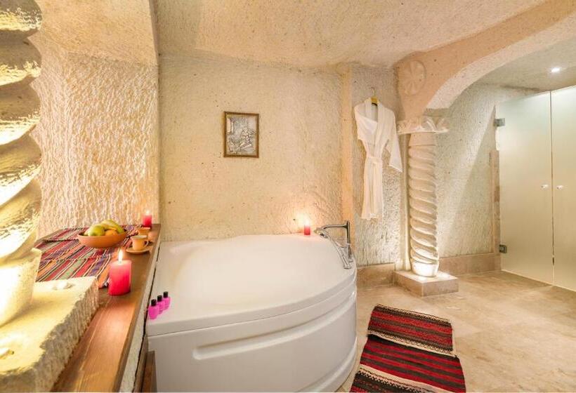 تختخواب و صبحانه Tatlı Kaya Otel