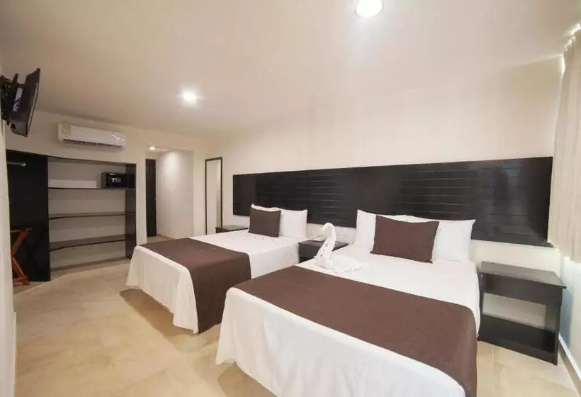 ホテル Mayev Express