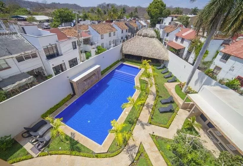 ホテル Mayev Express