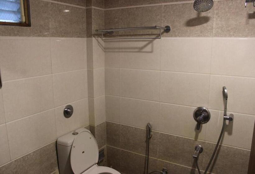 Отель Nk International