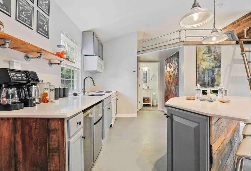 פנסיון Fox Cottage