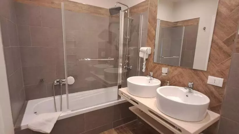 Aamiaismajoitus (B&B) Chez Tata    Scé Tatà