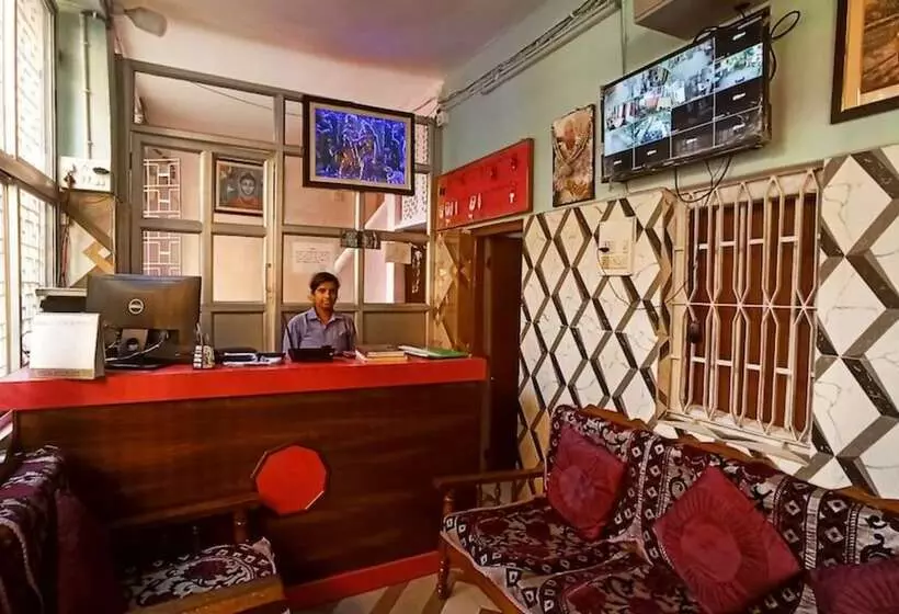 Hotelli Anand Lok Vatika