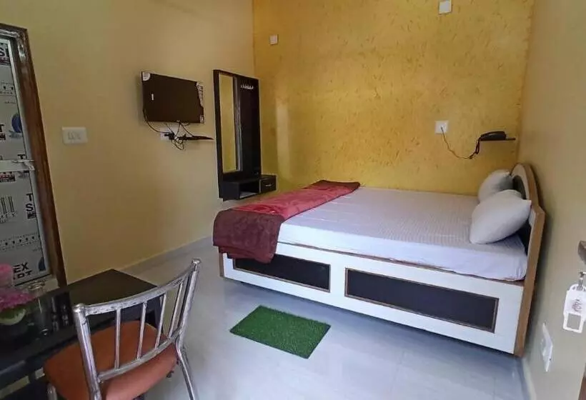 Hotelli Anand Lok Vatika