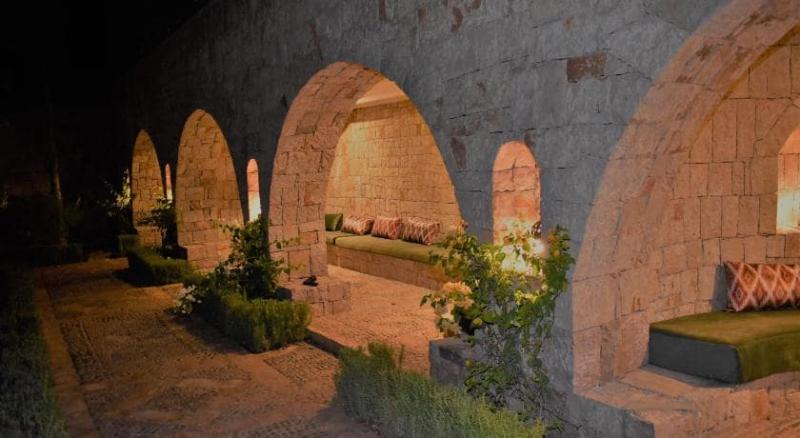 هتل Borj Des Cascades