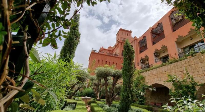 هتل Borj Des Cascades