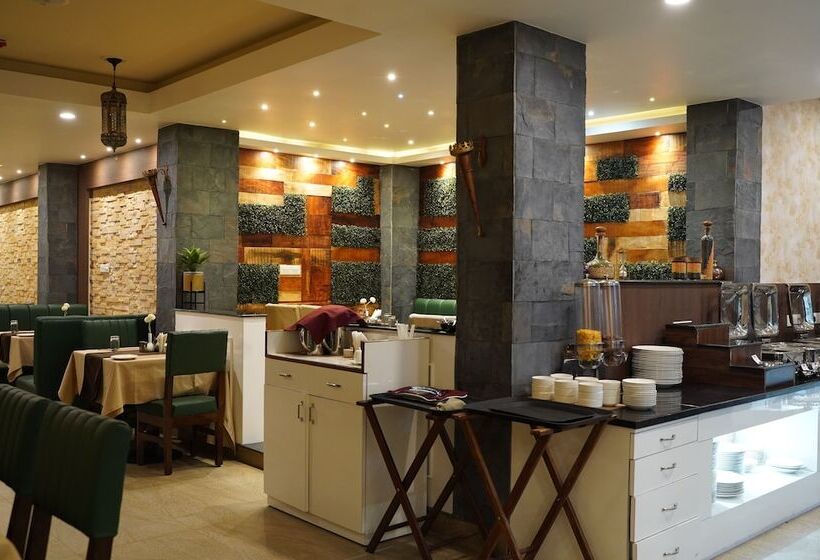 בית מלון כפרי Clarks Inn Purnea