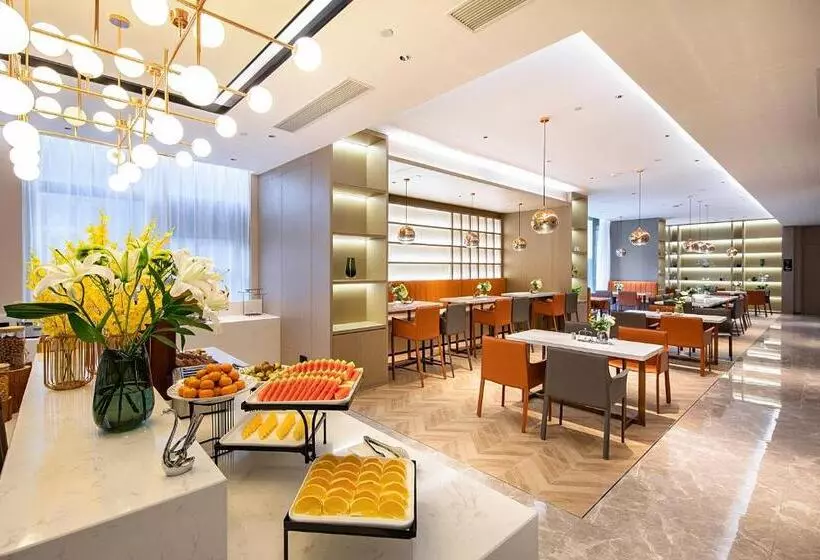 Atour Hotel Wuhan Jinyin Lake