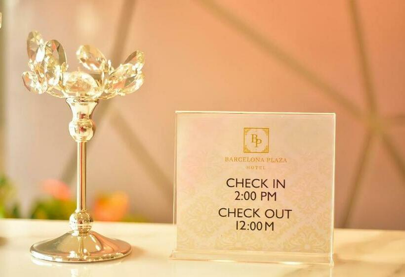 Отель Barcelona Plaza