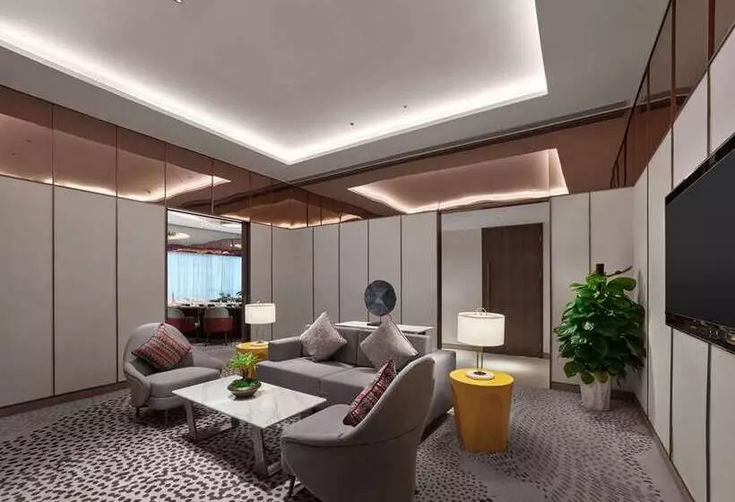 هتل Doubletree By Hilton Nanning Wuxiang