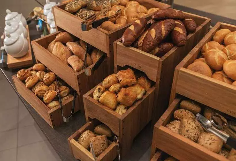 Hotelli Hampton By Hilton Konstanz