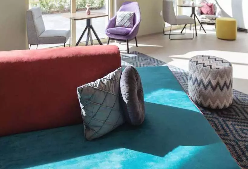 Hotelli Hampton By Hilton Konstanz