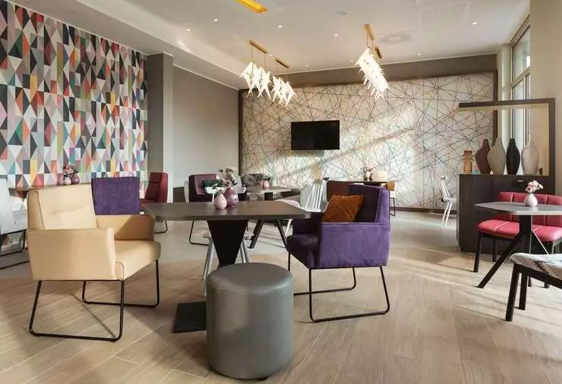 Hotelli Hampton By Hilton Konstanz