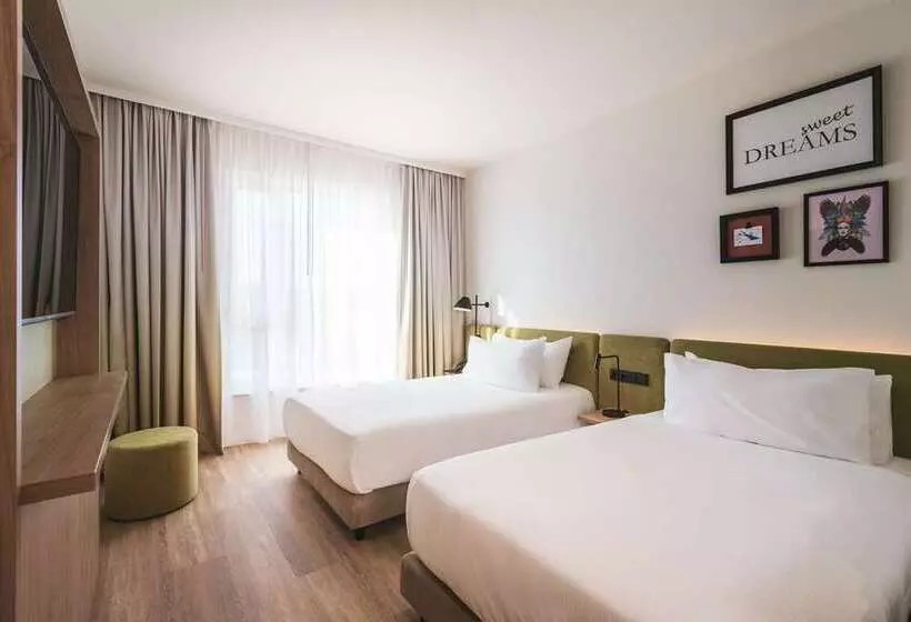Hotelli Hampton By Hilton Konstanz