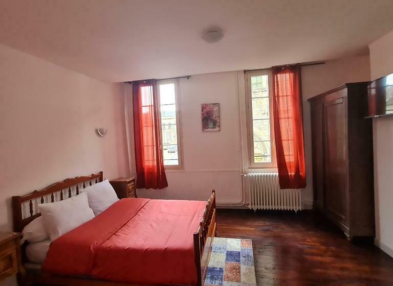 Отель Le Commerce