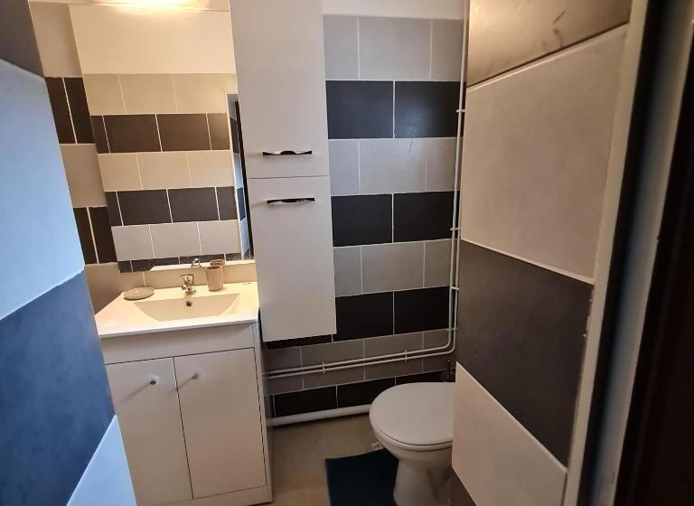 Отель Le Commerce