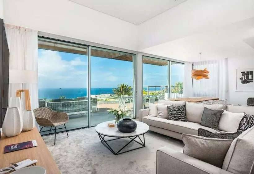 ホテル Los Jardines de Abama Suites