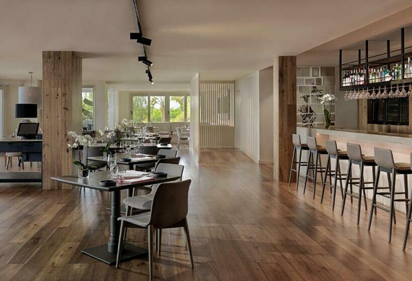 هتل Los Jardines de Abama Suites