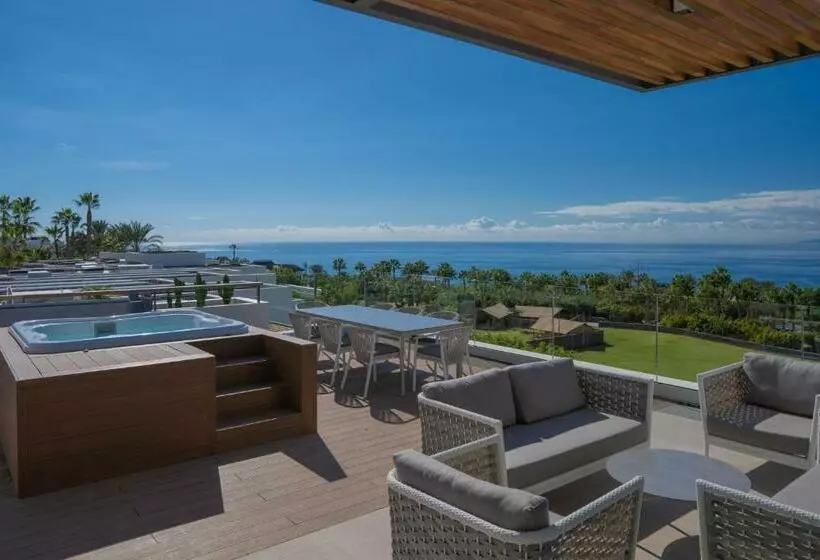 ホテル Los Jardines de Abama Suites