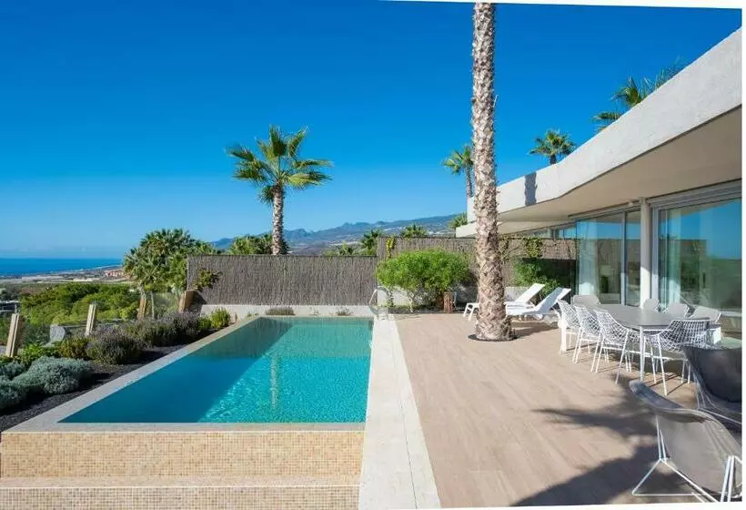 ホテル Los Jardines de Abama Suites