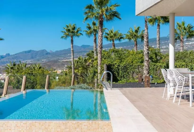 ホテル Los Jardines de Abama Suites