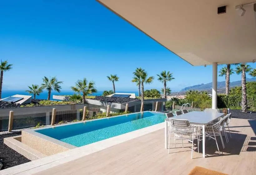 ホテル Los Jardines de Abama Suites