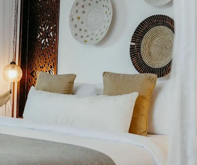 هتل Lux Marijani Zanzibar