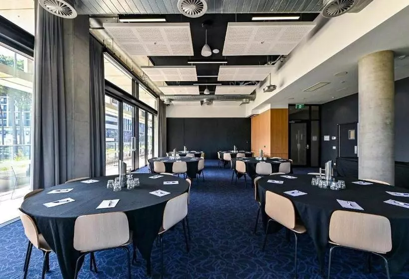 Hotelli Nesuto Curtin Perth