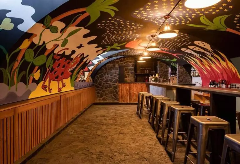 Hotelli Peanut Mountain Lodge & Le Communal