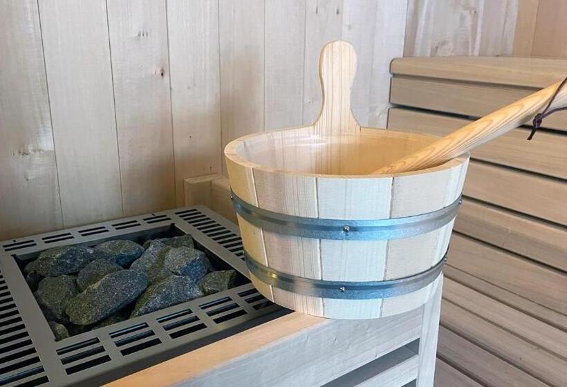 בית מלון כפרי Peanut Mountain Lodge & Le Communal