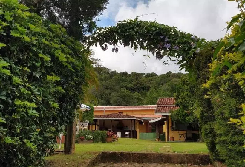 Hotelli Pousada Realeza Atibaia