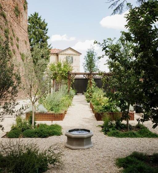 فندق Rocca Di Arignano