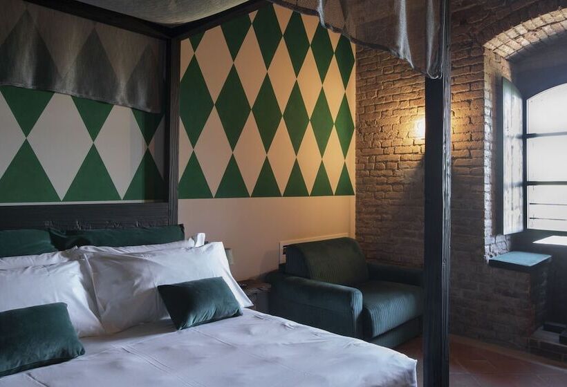 فندق Rocca Di Arignano