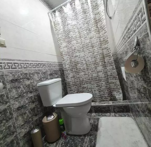 پانسیون Siran Guest House