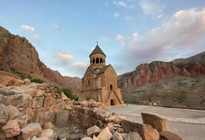 پانسیون Siran Guest House