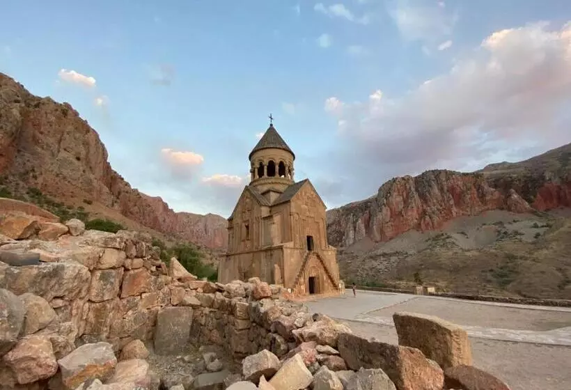 پانسیون Siran Guest House