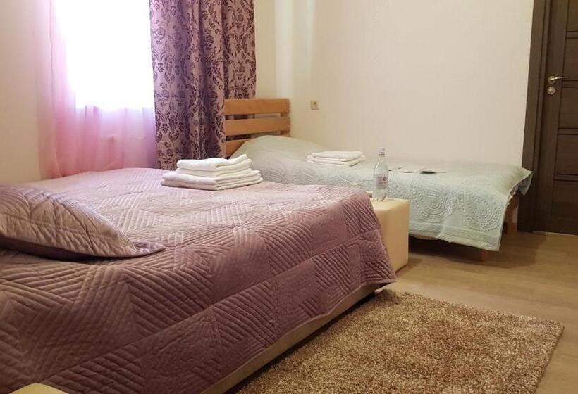 پانسیون Siran Guest House