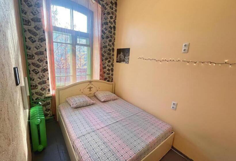 Vorobey Hostel