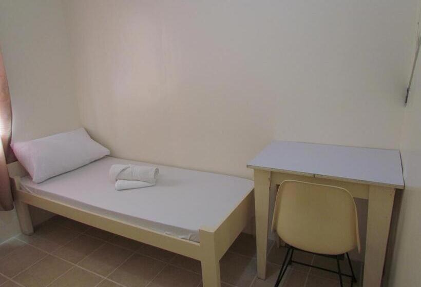 Bed and Breakfast Bed And Brewhouse Sucat