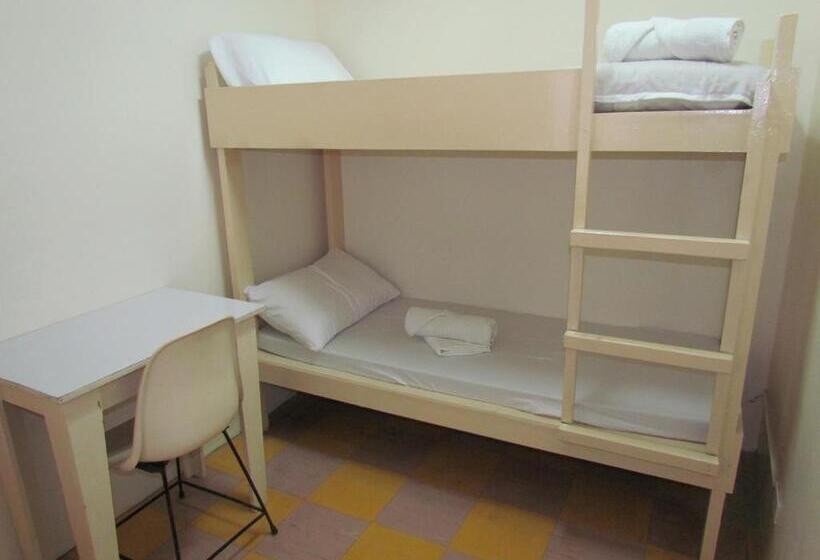 Bed and Breakfast Bed And Brewhouse Sucat