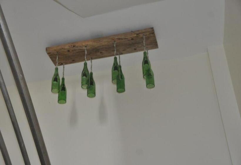 Bed and Breakfast Bed And Brewhouse Sucat