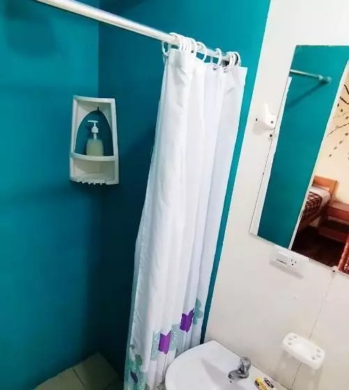 Aamiaismajoitus (B&B) Buganvilla Guest House